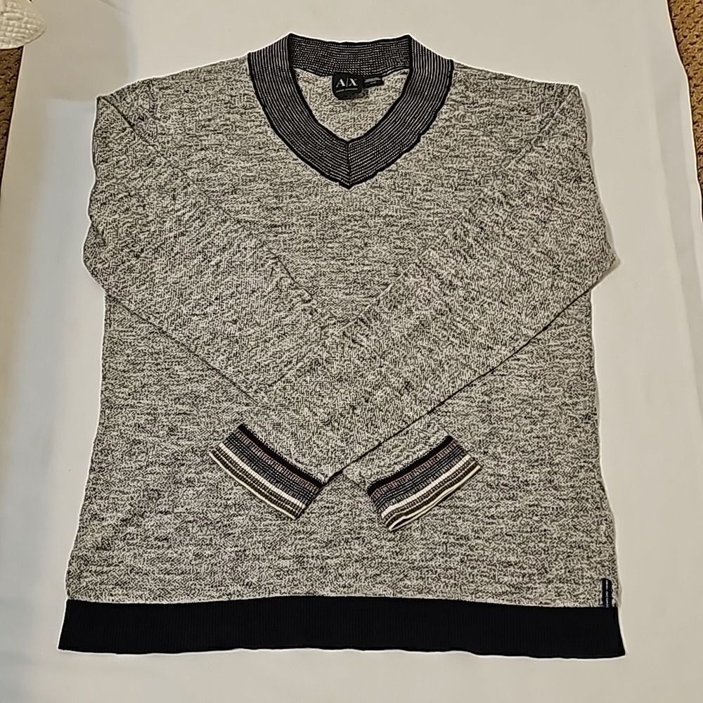 Armani Exchange women's‎ V-Neck Long Sleeve Sweater xl